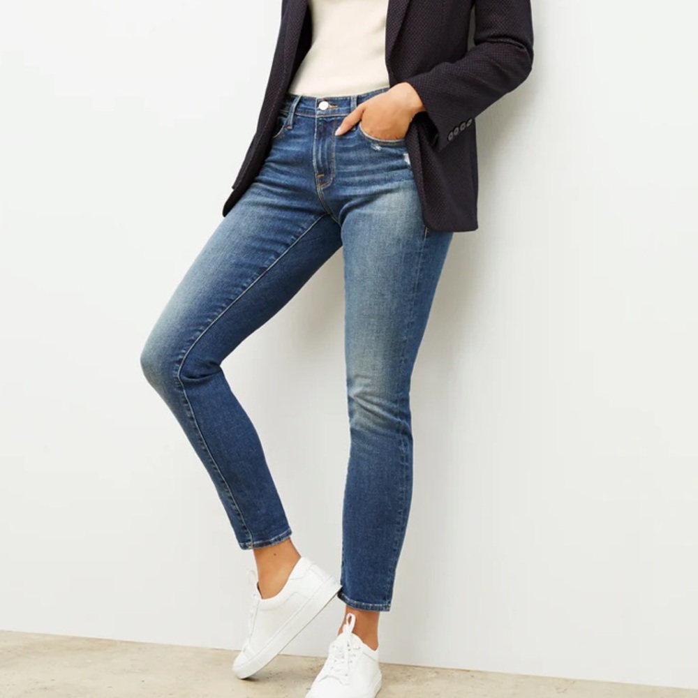 FRAME Denim Le Garcon Straight Leg Jean in Azure Blue Ankle Jeans Size 28